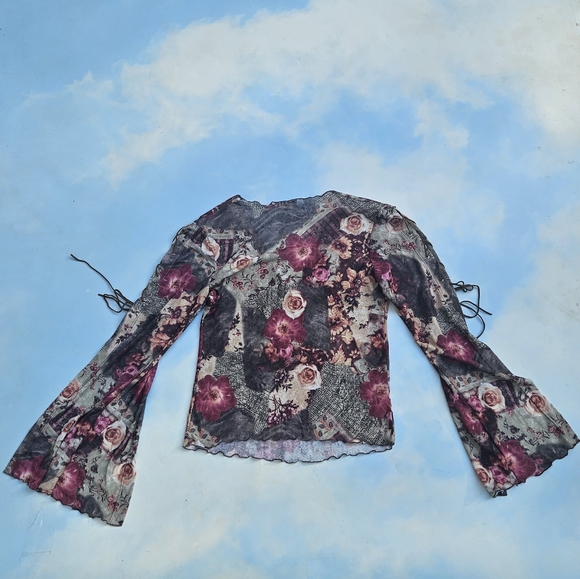 Vintage 90s y2k Blouse Hippie Top Flower Print Suede Tue Strings Bell Sleeve 90s - Picture 7 of 10